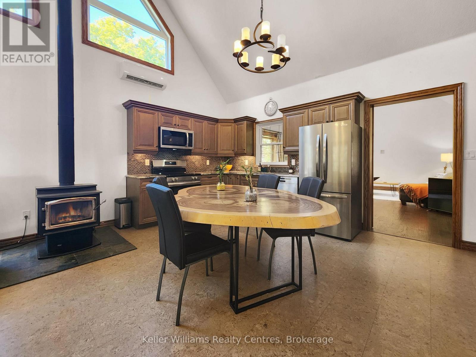 












1019 BRUCE ROAD 9

,
South Bruce Peninsula,




Ontario
N0H2T0

