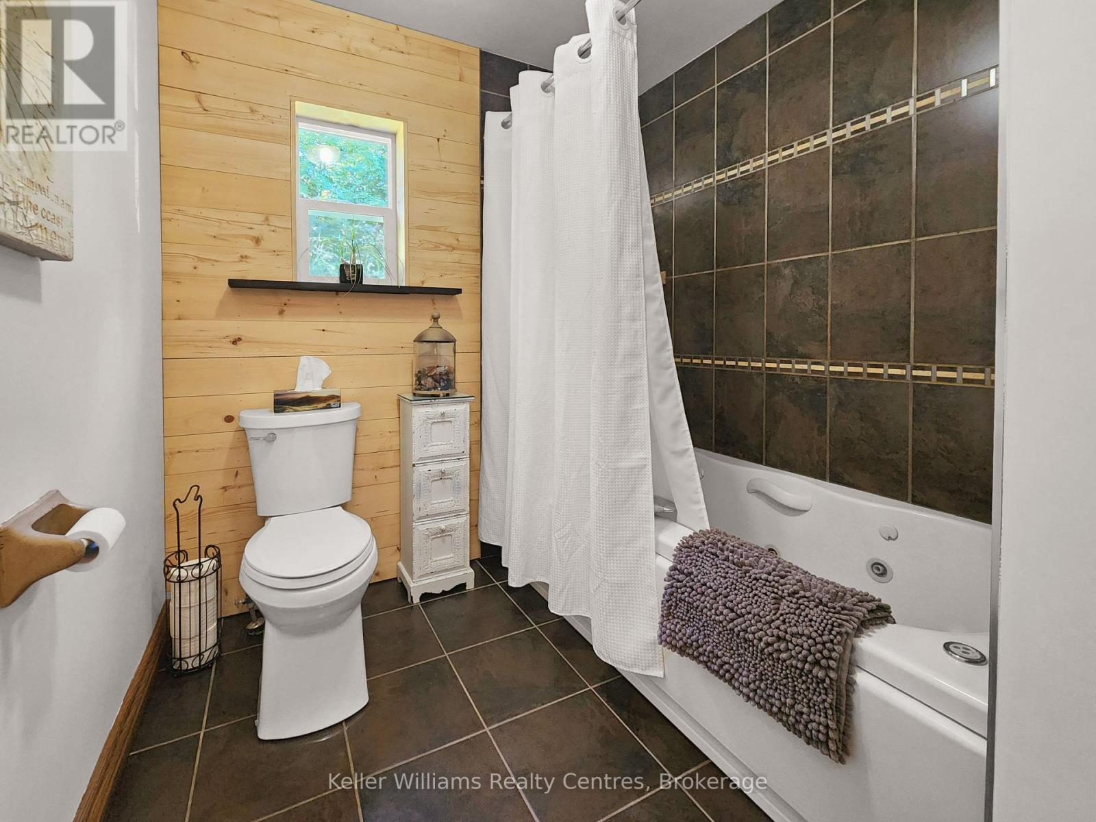 












1019 BRUCE ROAD 9

,
South Bruce Peninsula,




Ontario
N0H2T0

