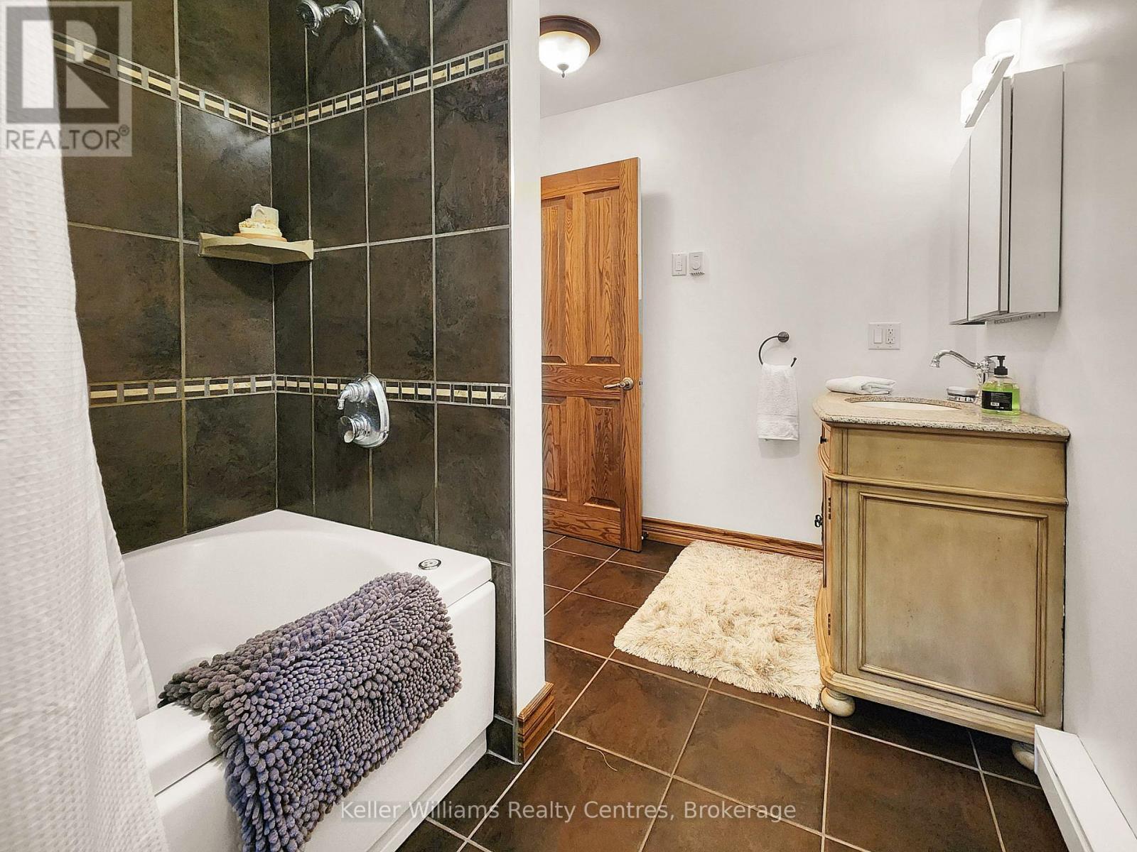 












1019 BRUCE ROAD 9

,
South Bruce Peninsula,




Ontario
N0H2T0

