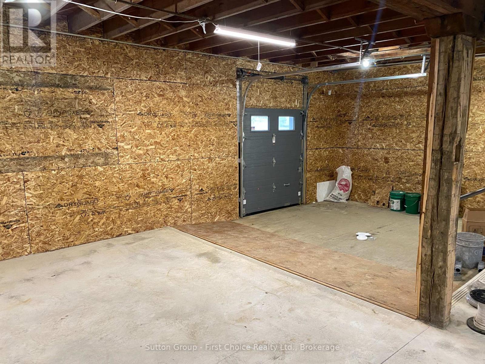 












117 HURON STREET

,
Zorra (Embro),




Ontario
N0J1J0

