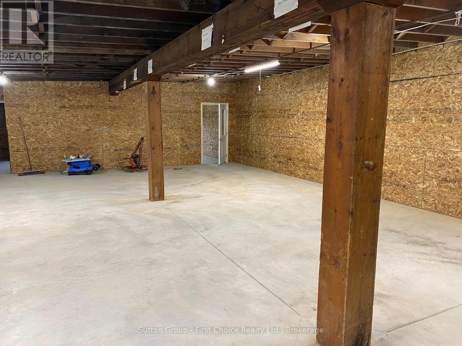 












117 HURON STREET

,
Zorra (Embro),




Ontario
N0J1J0

