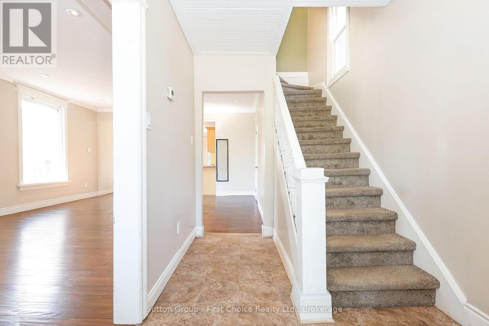 












122 TRINITY STREET

,
Stratford,




Ontario
N5A4P6

