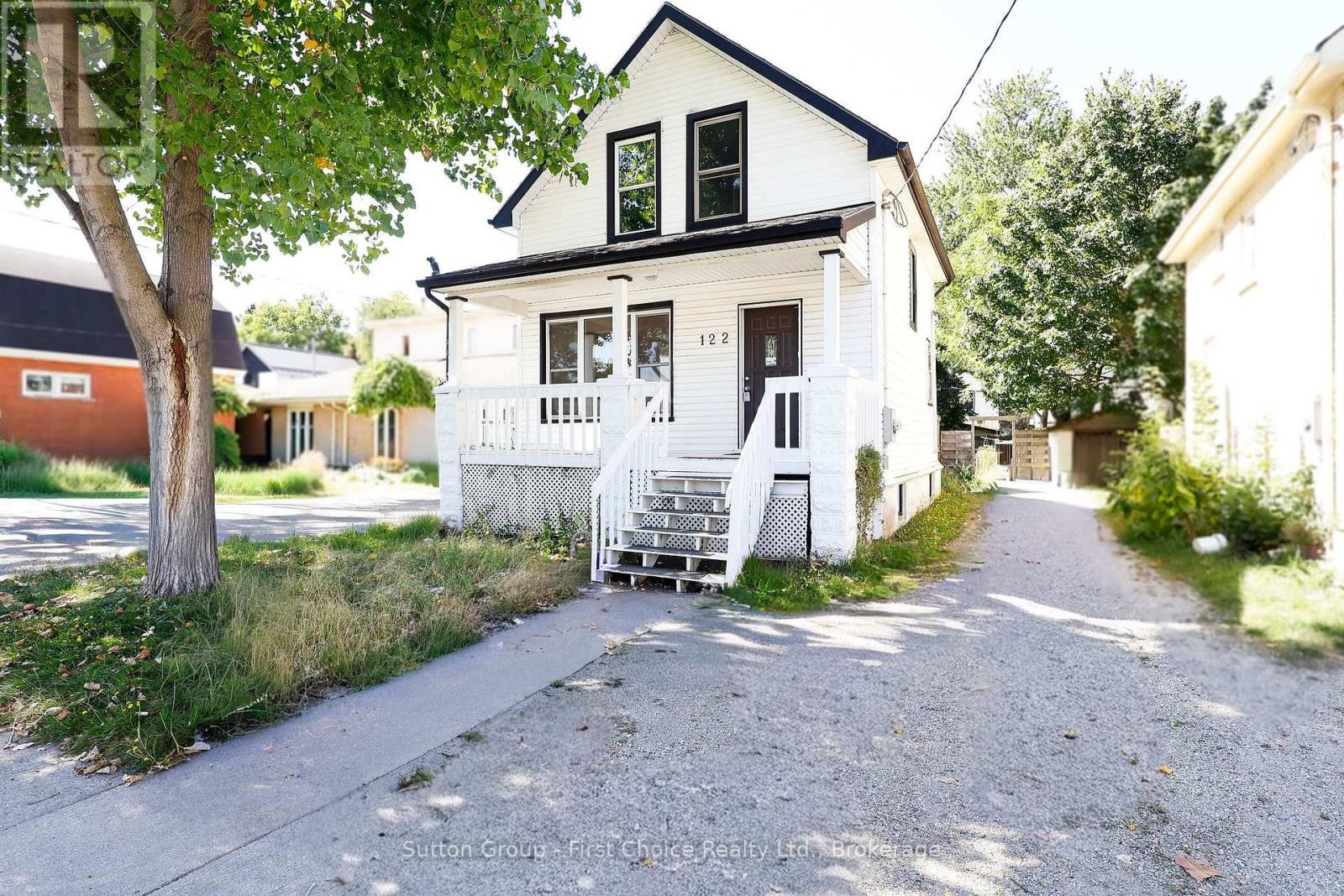 












122 TRINITY STREET

,
Stratford,




Ontario
N5A4P6

