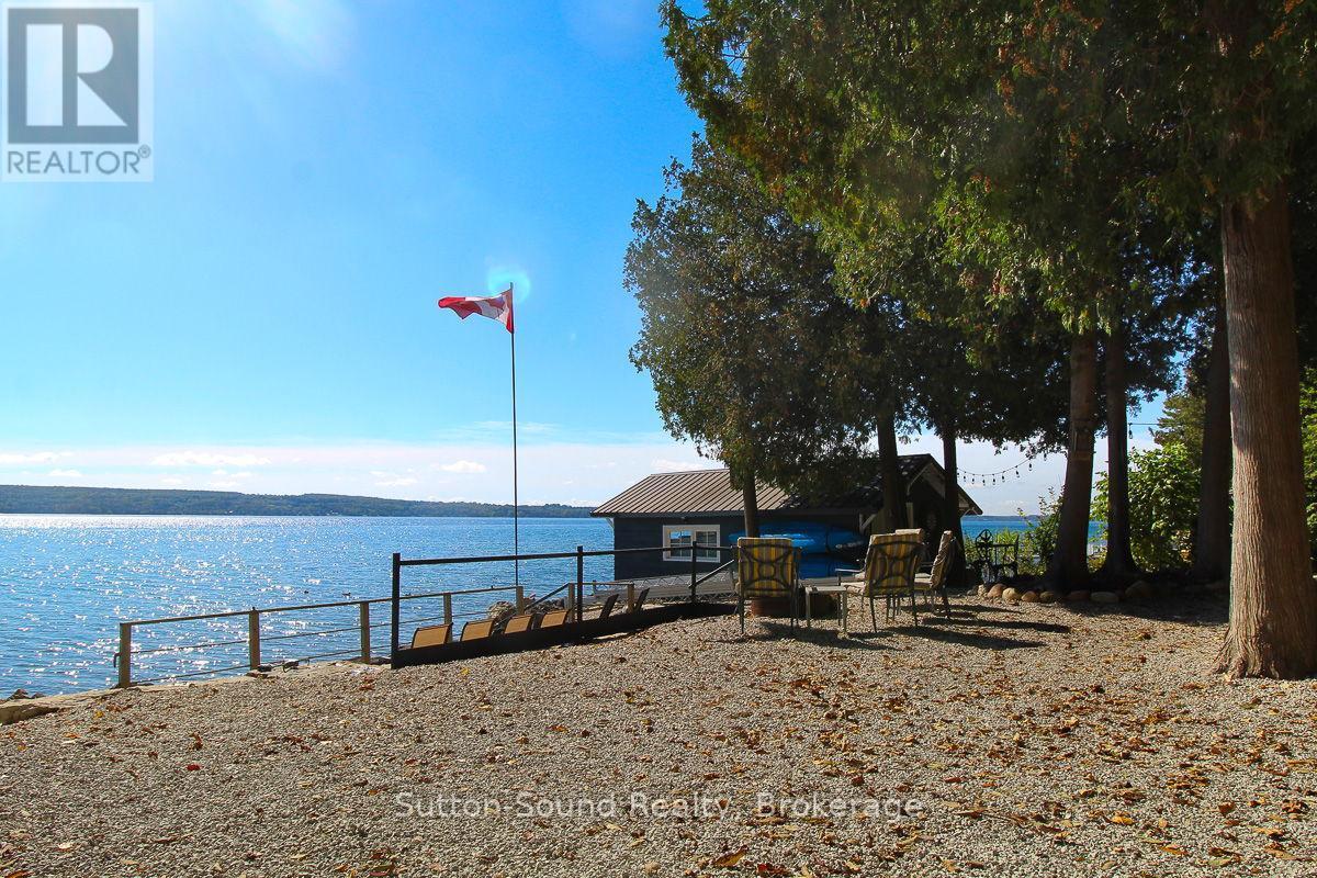 












199 MALLORY BEACH ROAD

,
South Bruce Peninsula,




Ontario
N0H2T0

