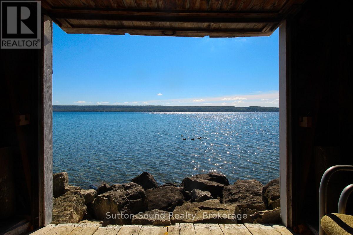 












199 MALLORY BEACH ROAD

,
South Bruce Peninsula,




Ontario
N0H2T0

