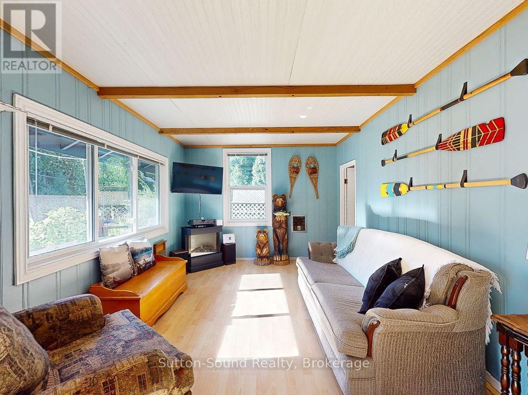 












199 MALLORY BEACH ROAD

,
South Bruce Peninsula,




Ontario
N0H2T0

