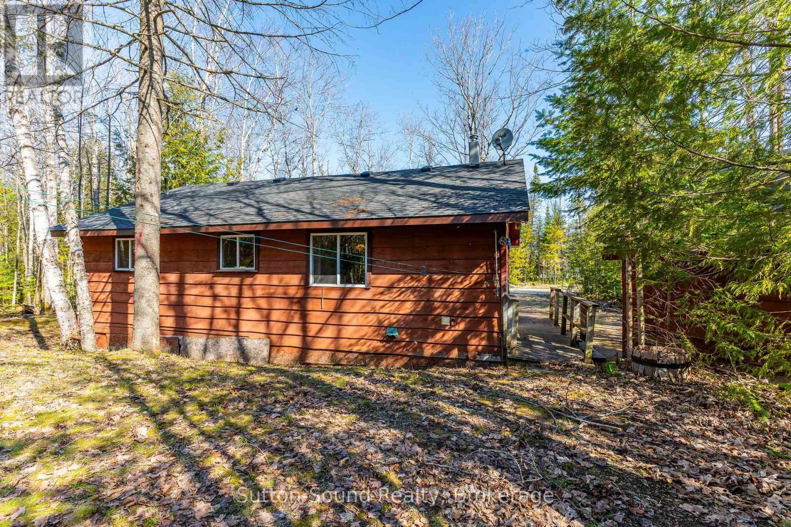 












44 ROTH DRIVE

,
South Bruce Peninsula,




Ontario
N0H2T0

