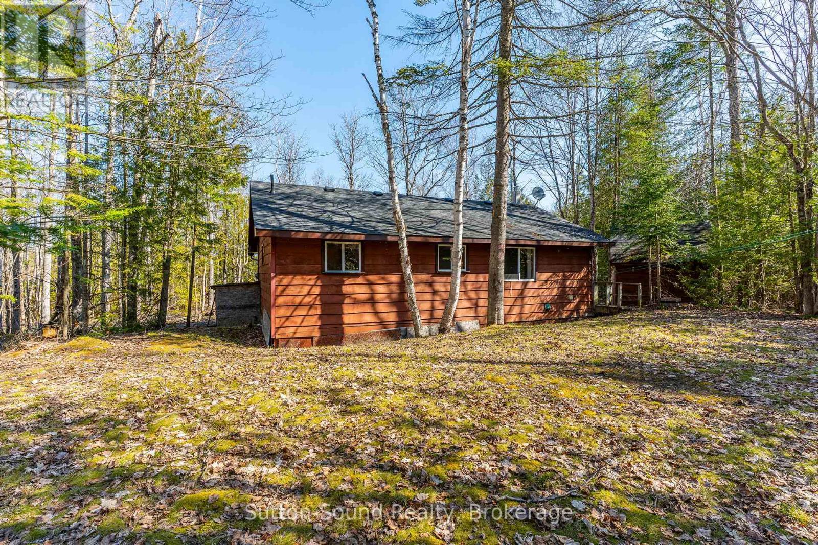 












44 ROTH DRIVE

,
South Bruce Peninsula,




Ontario
N0H2T0


