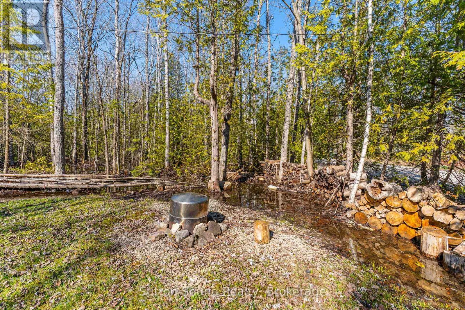 












44 ROTH DRIVE

,
South Bruce Peninsula,




Ontario
N0H2T0

