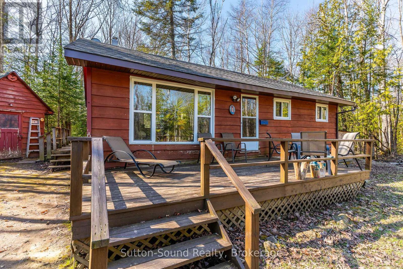 












44 ROTH DRIVE

,
South Bruce Peninsula,




Ontario
N0H2T0

