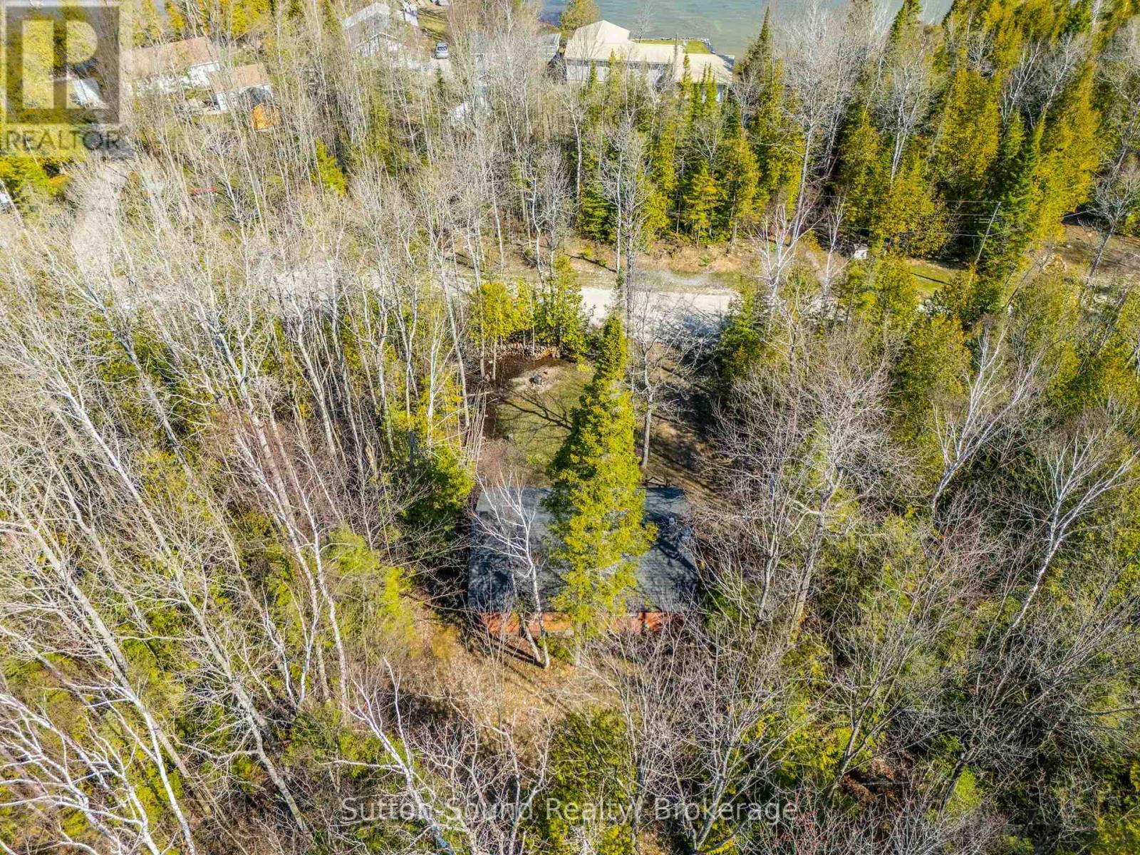 












44 ROTH DRIVE

,
South Bruce Peninsula,




Ontario
N0H2T0

