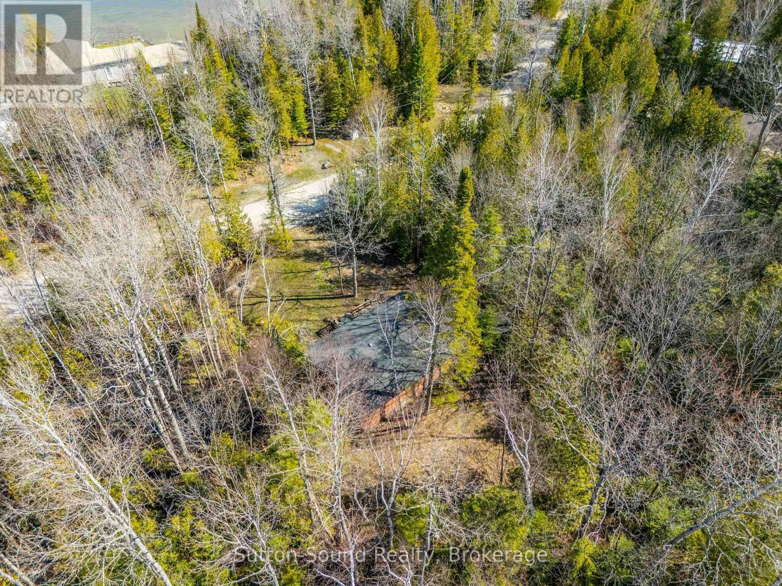 












44 ROTH DRIVE

,
South Bruce Peninsula,




Ontario
N0H2T0

