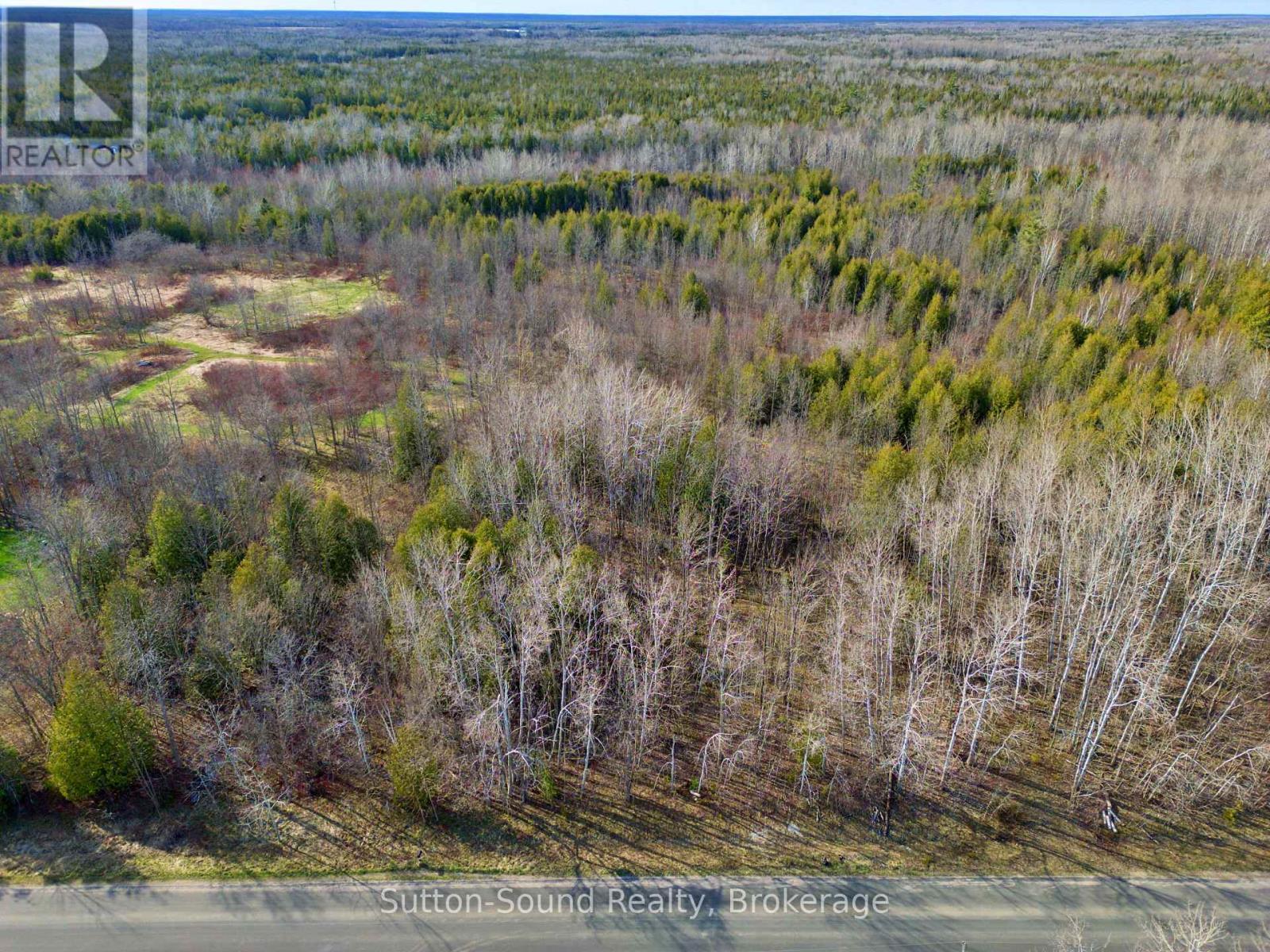 












CON 2 WBR PT LOT 23 MAPLE DRIVE

,
Northern Bruce Peninsula,







Ontario
N0H1Z0

