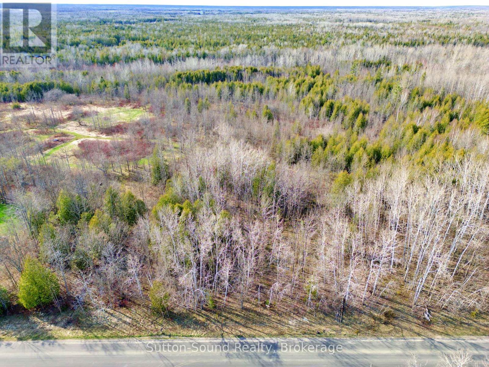 












CON 2 WBR PT LOT 23 MAPLE DRIVE

,
Northern Bruce Peninsula,







Ontario
N0H1Z0

