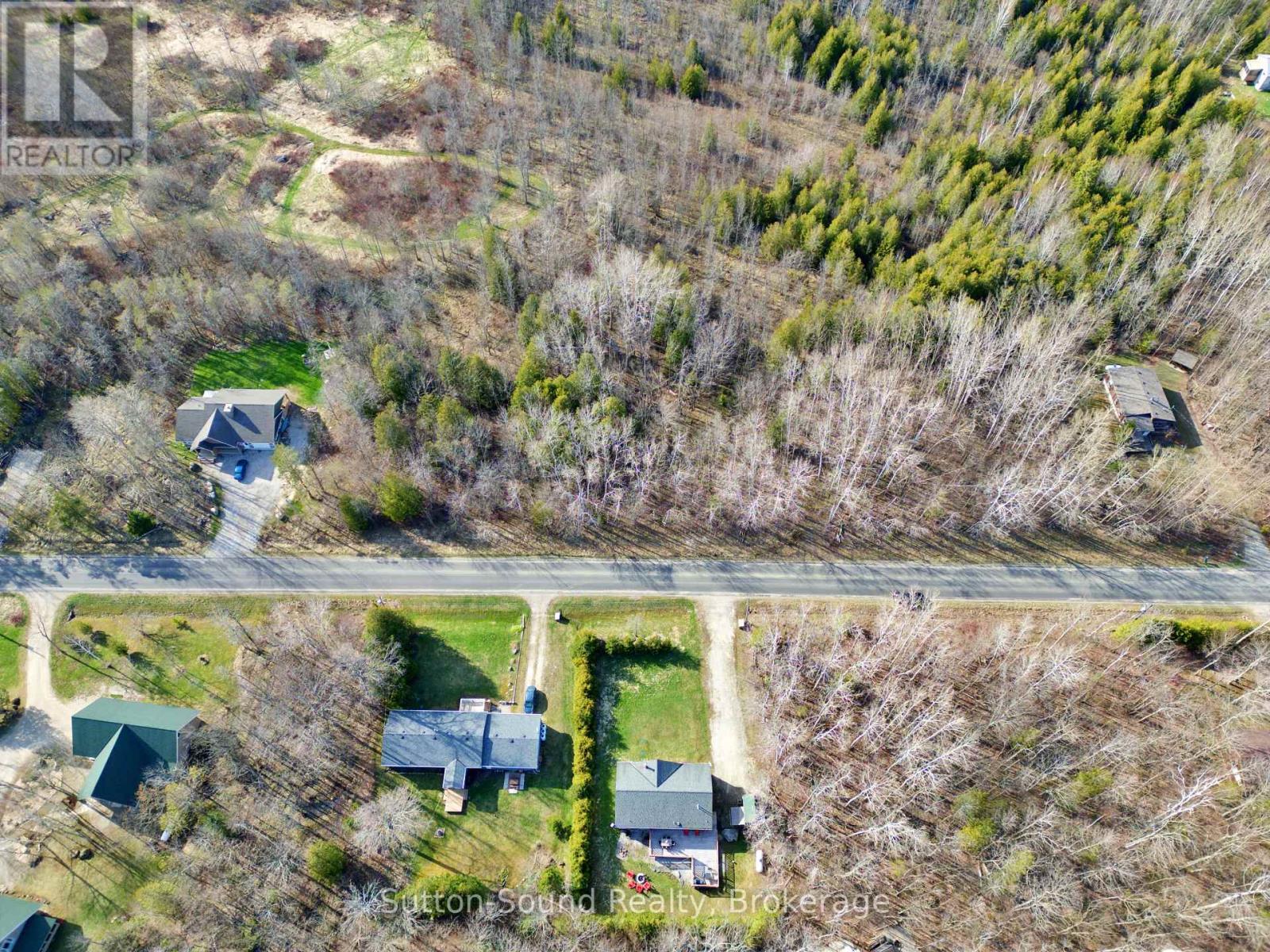 












CON 2 WBR PT LOT 23 MAPLE DRIVE

,
Northern Bruce Peninsula,







Ontario
N0H1Z0

