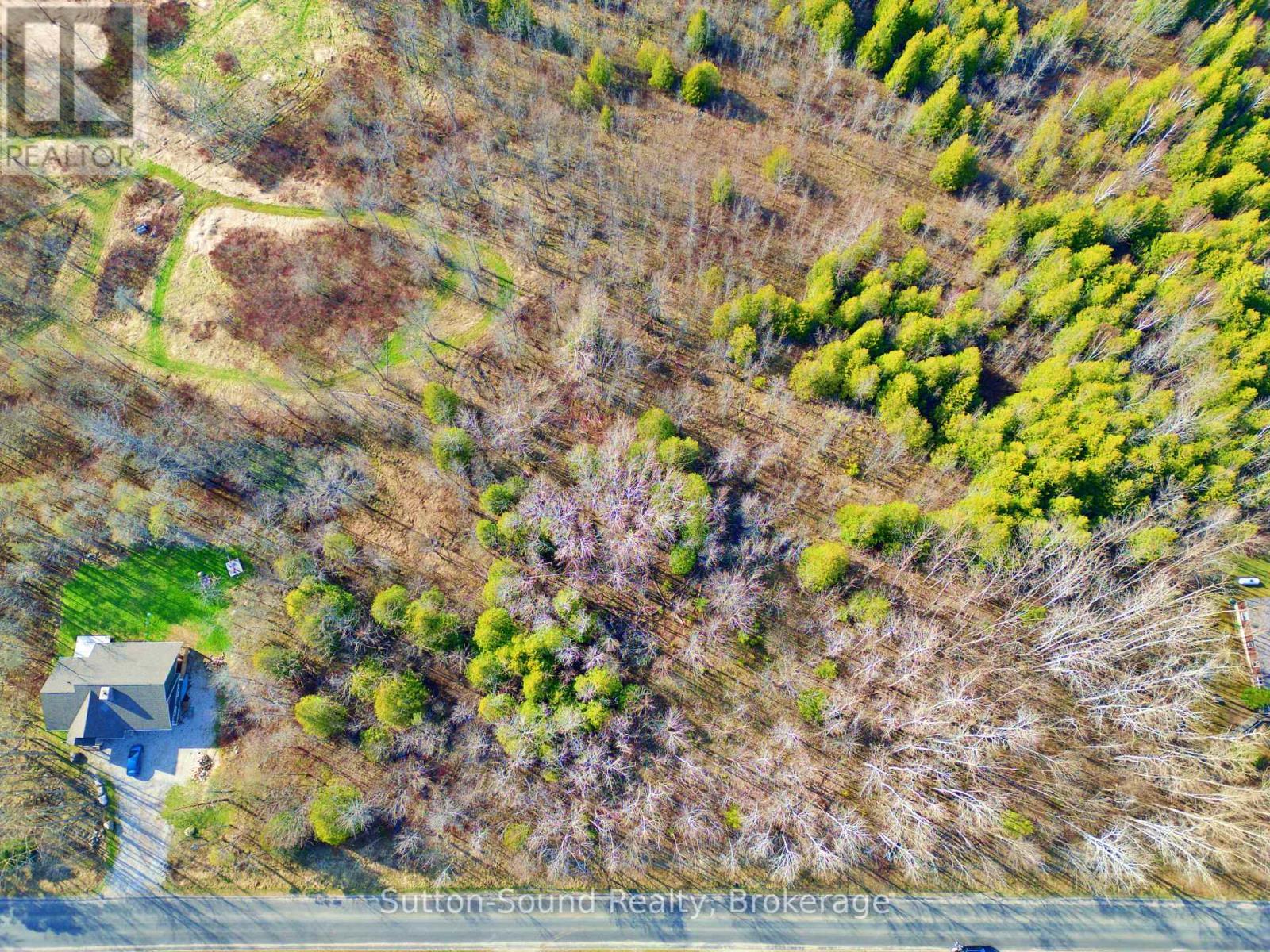 












CON 2 WBR PT LOT 23 MAPLE DRIVE

,
Northern Bruce Peninsula,







Ontario
N0H1Z0

