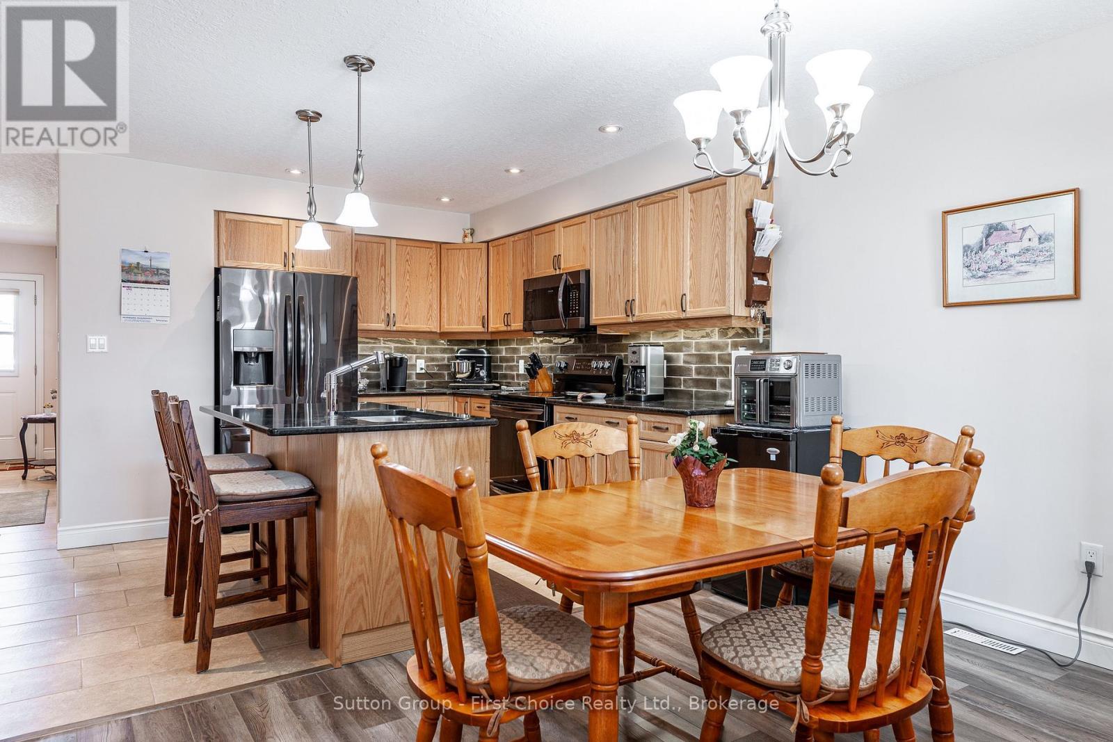 












5 - 74 EDISON STREET

,
St. Marys,




Ontario
N4X1C9

