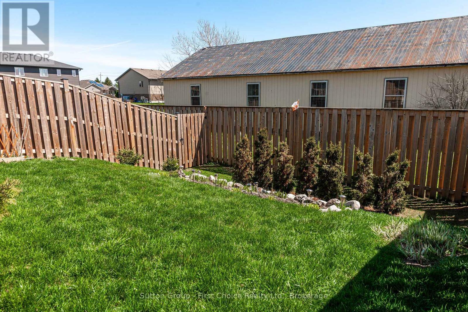 












5 - 74 EDISON STREET

,
St. Marys,




Ontario
N4X1C9

