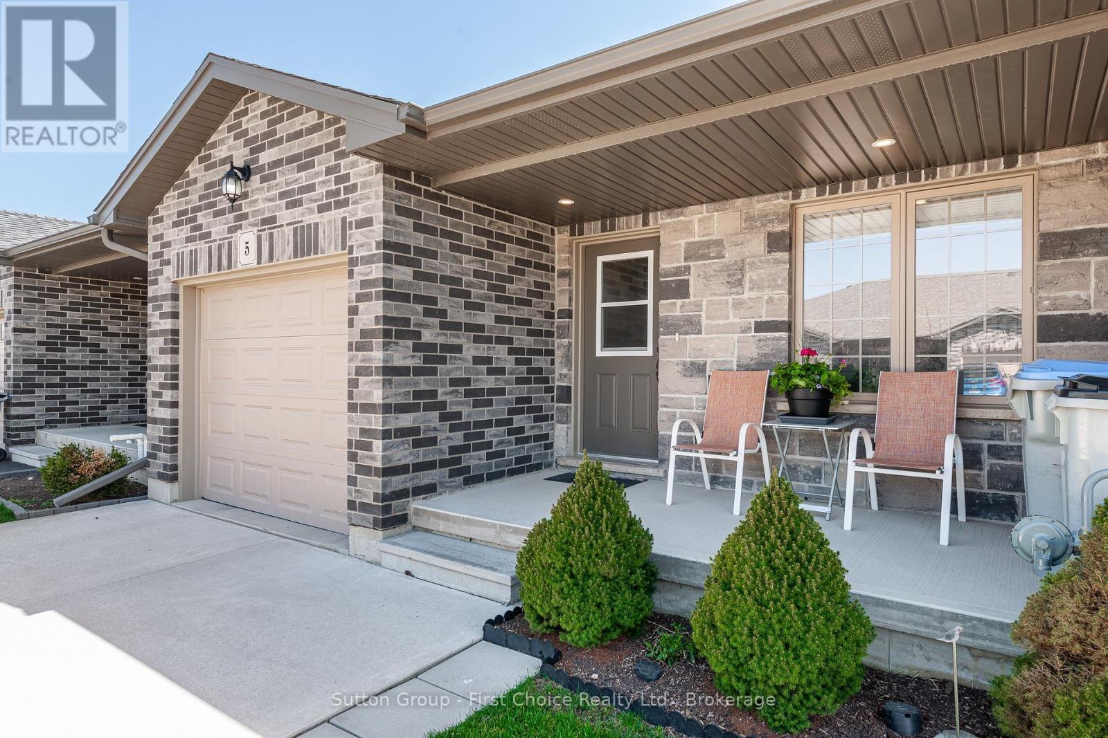 












5 - 74 EDISON STREET

,
St. Marys,




Ontario
N4X1C9

