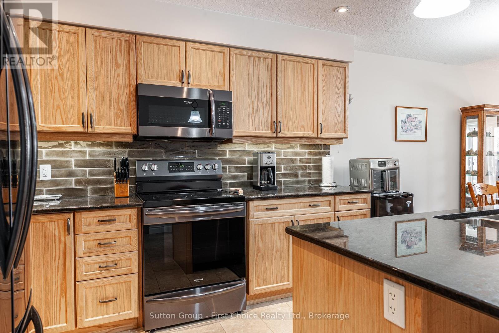 












5 - 74 EDISON STREET

,
St. Marys,




Ontario
N4X1C9

