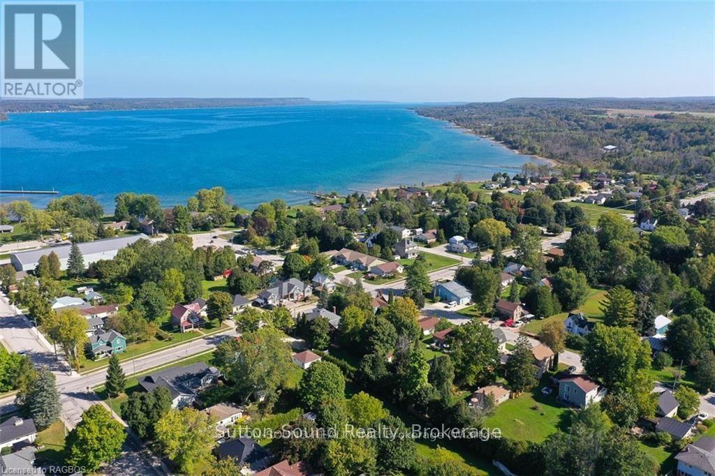 












514 FRANK STREET

,
South Bruce Peninsula,




Ontario
N0H2T0

