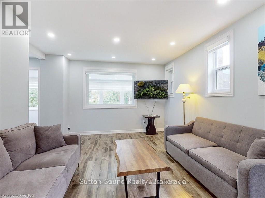 












514 FRANK STREET

,
South Bruce Peninsula,




Ontario
N0H2T0

