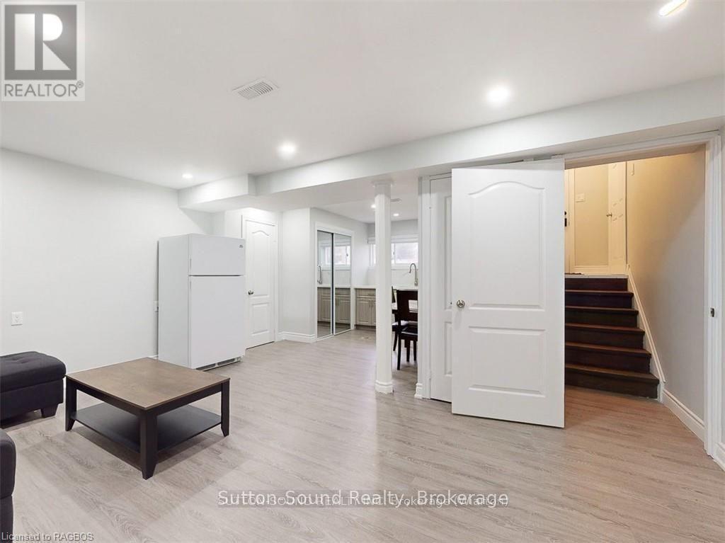 












379 ISAAC STREET

,
South Bruce Peninsula,




Ontario
N0H2T0

