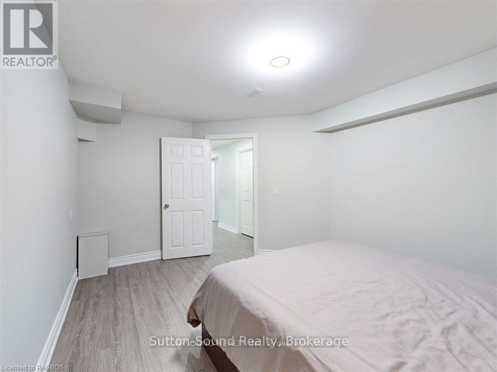 












379 ISAAC STREET

,
South Bruce Peninsula,




Ontario
N0H2T0

