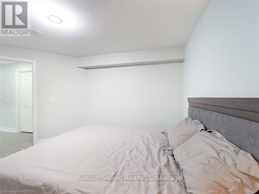 












379 ISAAC STREET

,
South Bruce Peninsula,




Ontario
N0H2T0

