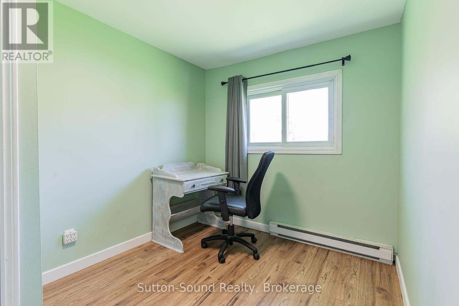 












17 MAR SIDE RD SIDE ROAD

,
South Bruce Peninsula,




Ontario
N0H2T0

