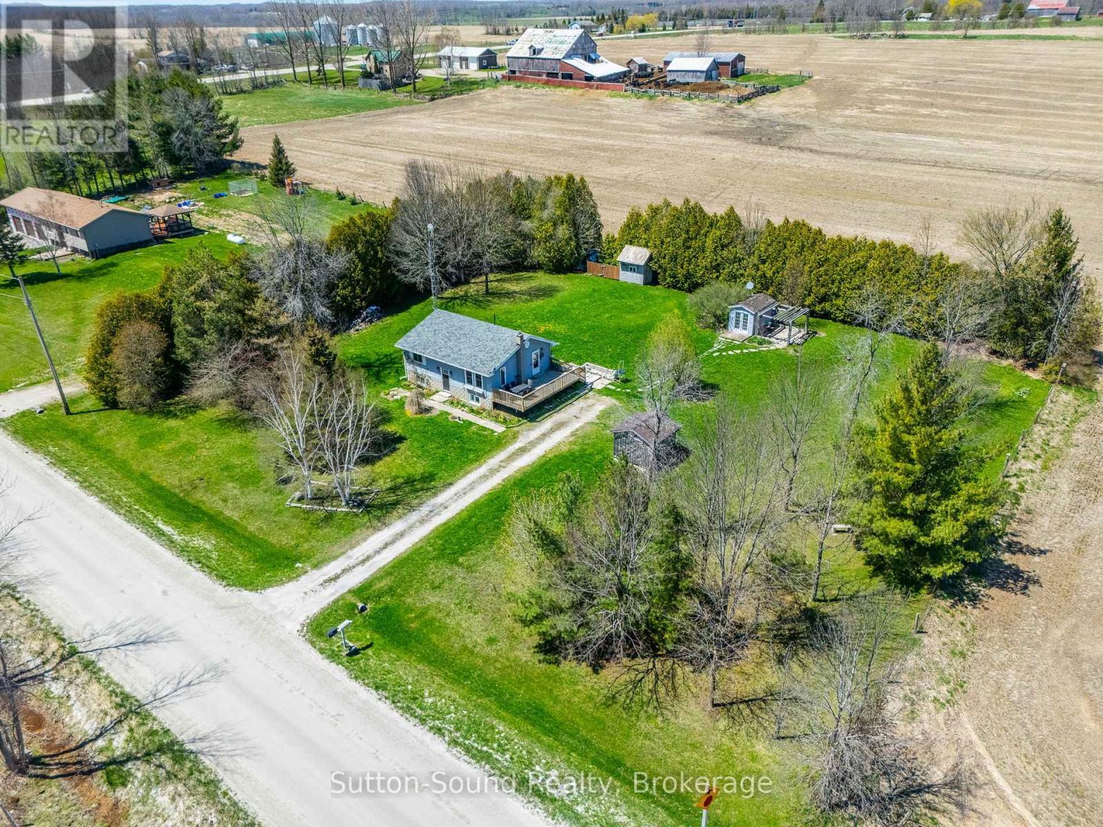 












17 MAR SIDE RD SIDE ROAD

,
South Bruce Peninsula,




Ontario
N0H2T0

