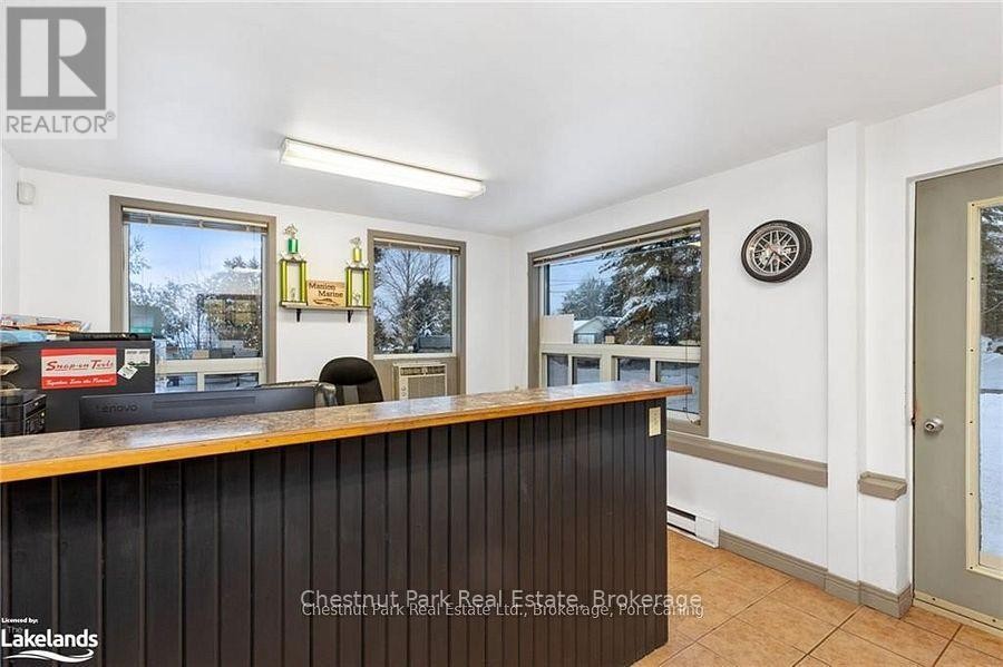 












8 GRAY ROAD

,
Bracebridge (Macaulay),




Ontario
P1L1P8

