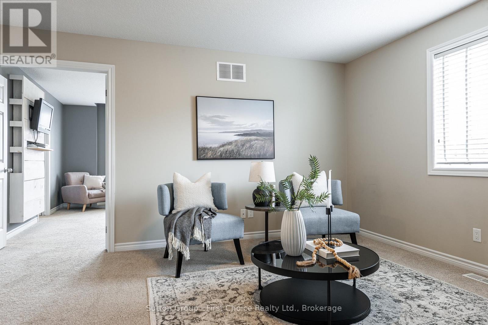 












566 FORMAN AVENUE

,
Stratford,




Ontario
N5A0C6

