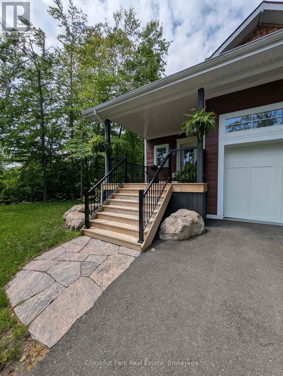 












39 TODHOLM DRIVE

,
Muskoka Lakes (Medora),




Ontario
P0B1J0

