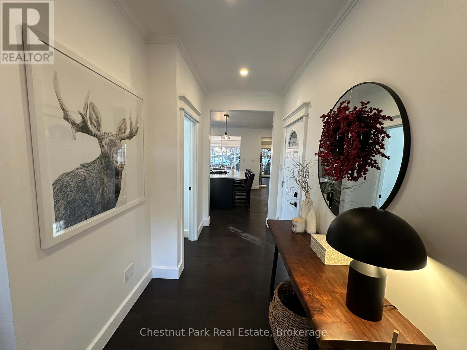 












39 TODHOLM DRIVE

,
Muskoka Lakes (Medora),




Ontario
P0B1J0


