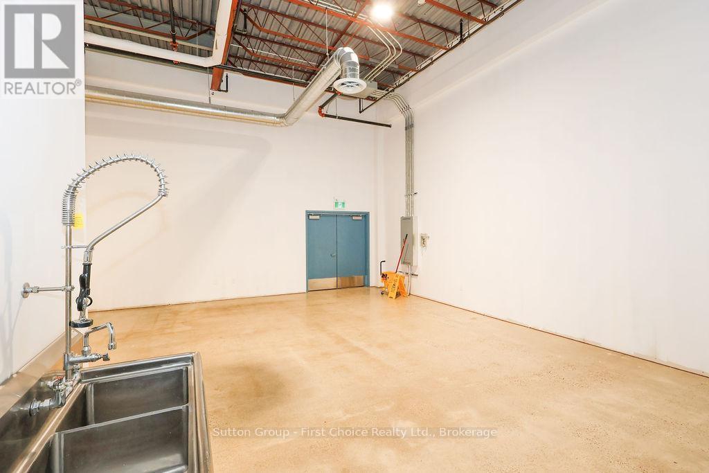 












A - 65 ALBERT STREET

,
Stratford,




Ontario
N5A3K2

