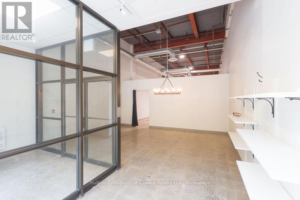 












A - 65 ALBERT STREET

,
Stratford,




Ontario
N5A3K2

