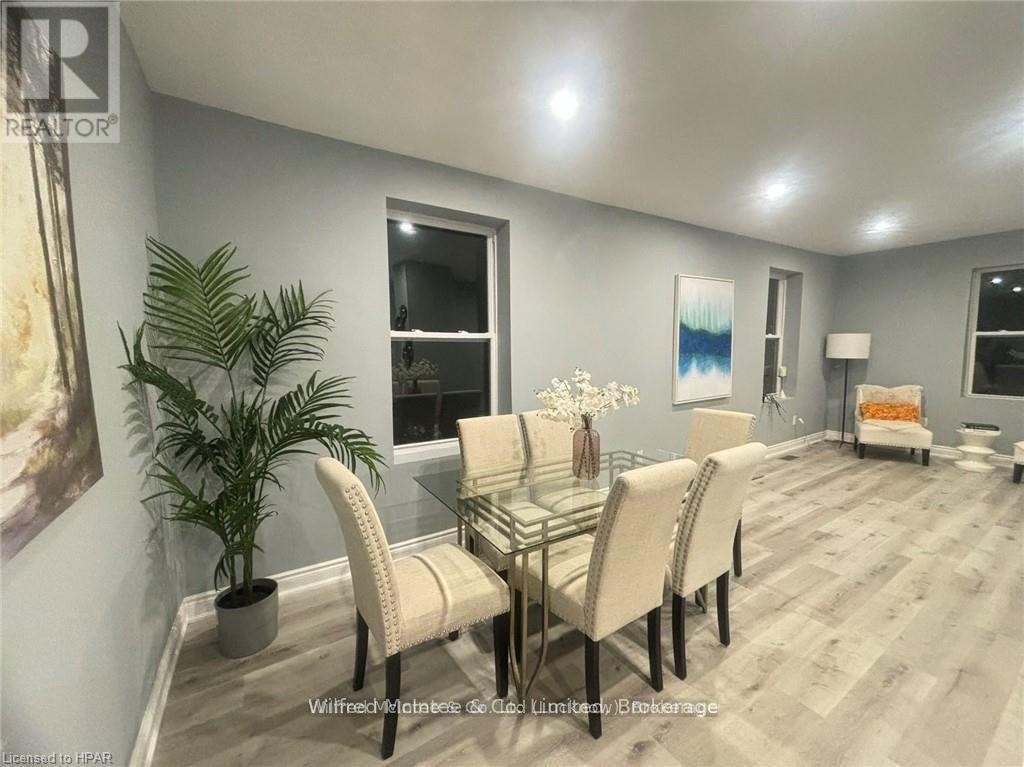 












476 HAMILTON STREET

,
Huron-Kinloss (Lucknow),




Ontario
N0G2H0

