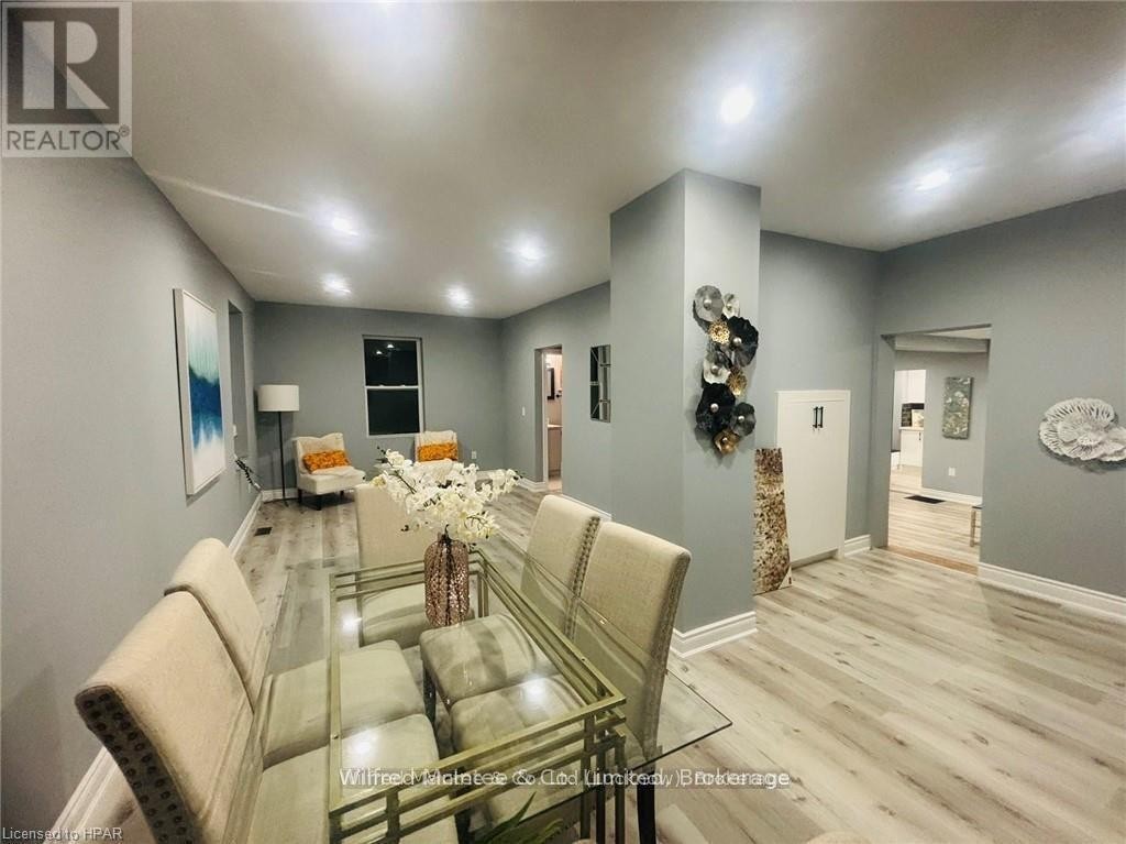 












476 HAMILTON STREET

,
Huron-Kinloss (Lucknow),




Ontario
N0G2H0

