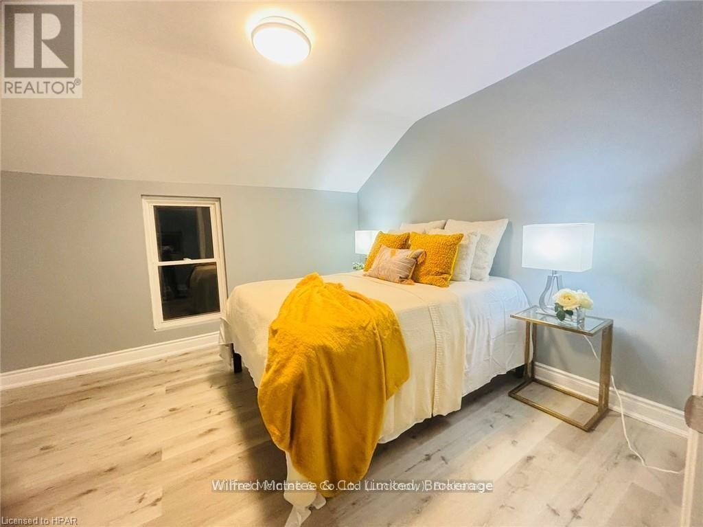












476 HAMILTON STREET

,
Huron-Kinloss (Lucknow),




Ontario
N0G2H0

