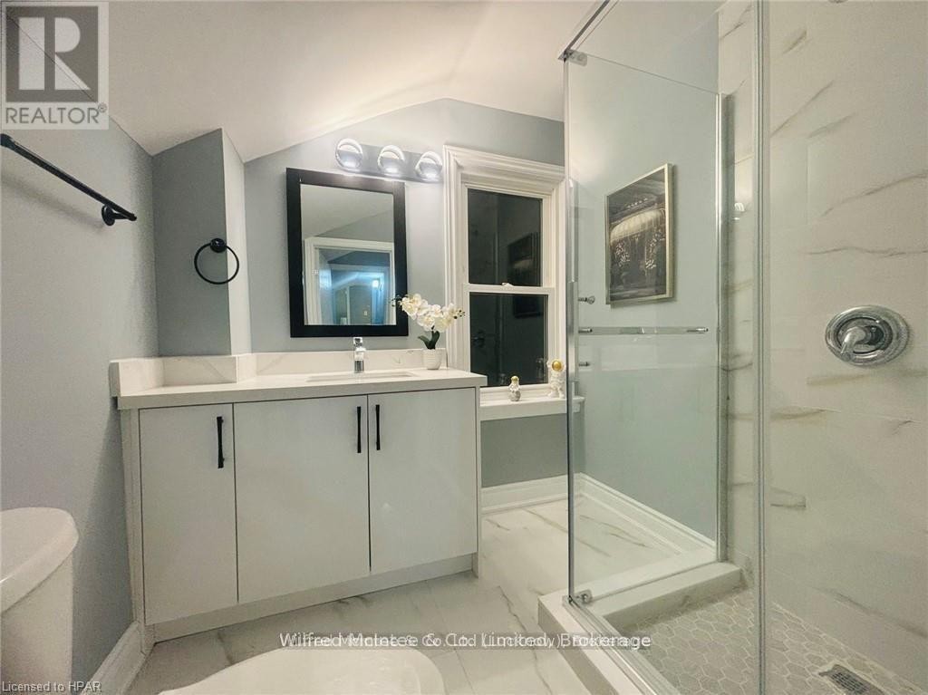 












476 HAMILTON STREET

,
Huron-Kinloss (Lucknow),




Ontario
N0G2H0

