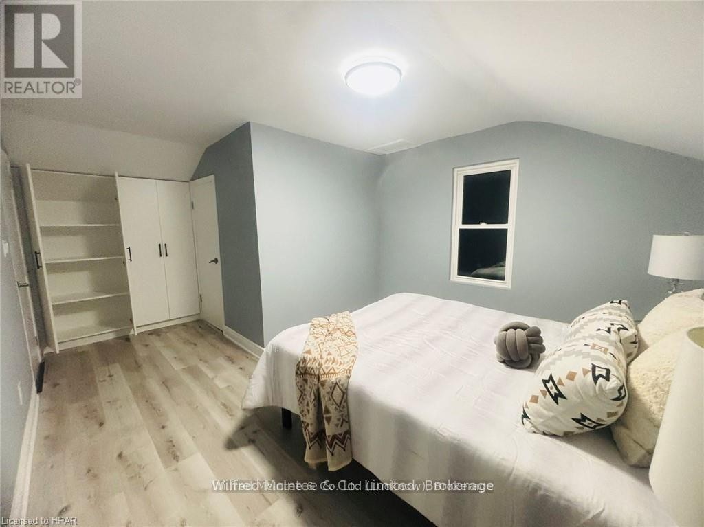 












476 HAMILTON STREET

,
Huron-Kinloss (Lucknow),




Ontario
N0G2H0

