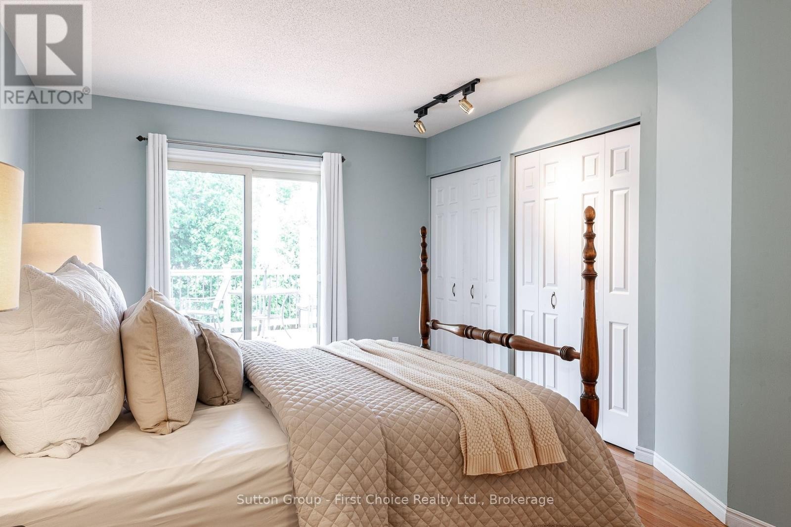 












142 KENNER CRESCENT

,
Stratford,




Ontario
N5A7H2

