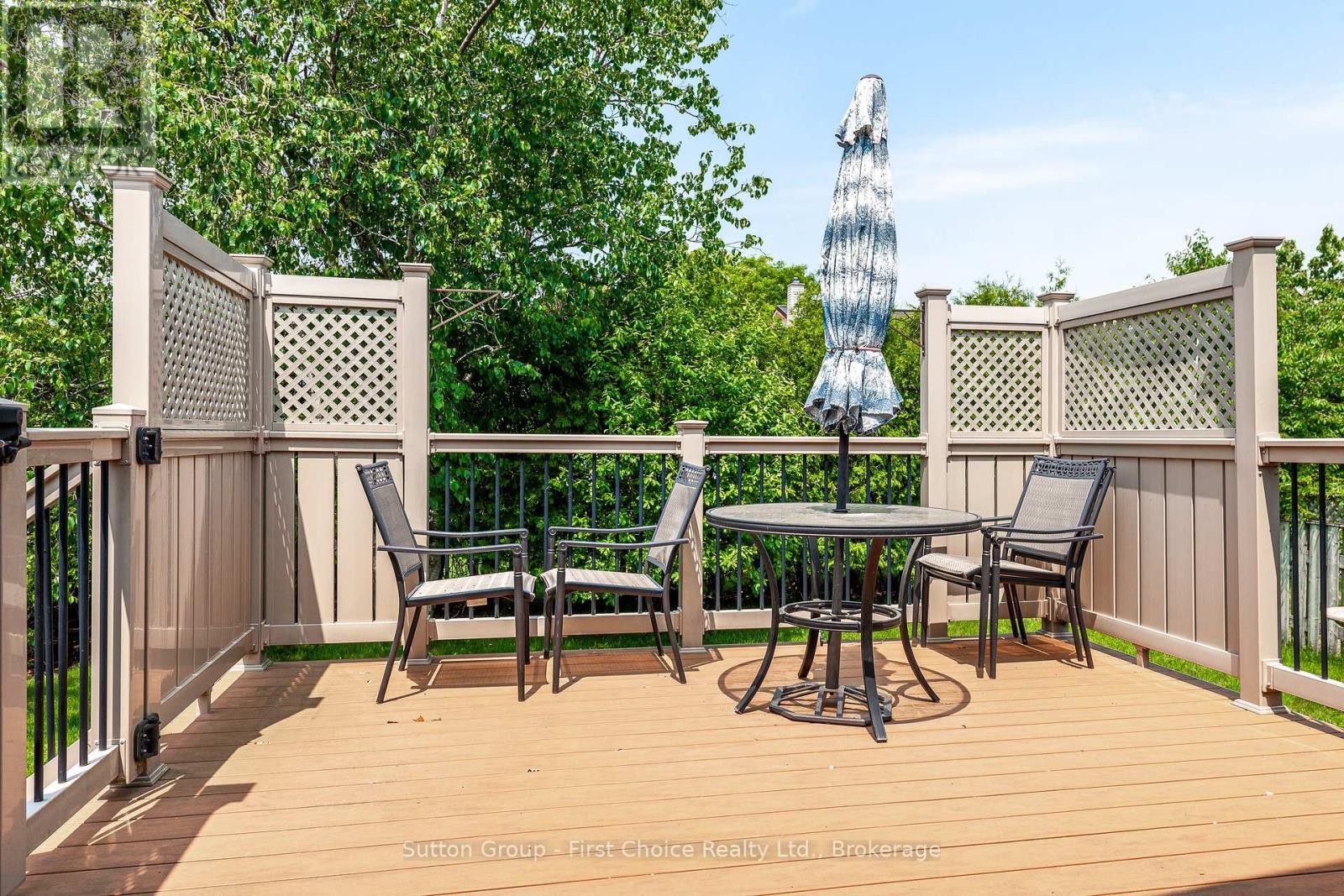 












142 KENNER CRESCENT

,
Stratford,




Ontario
N5A7H2

