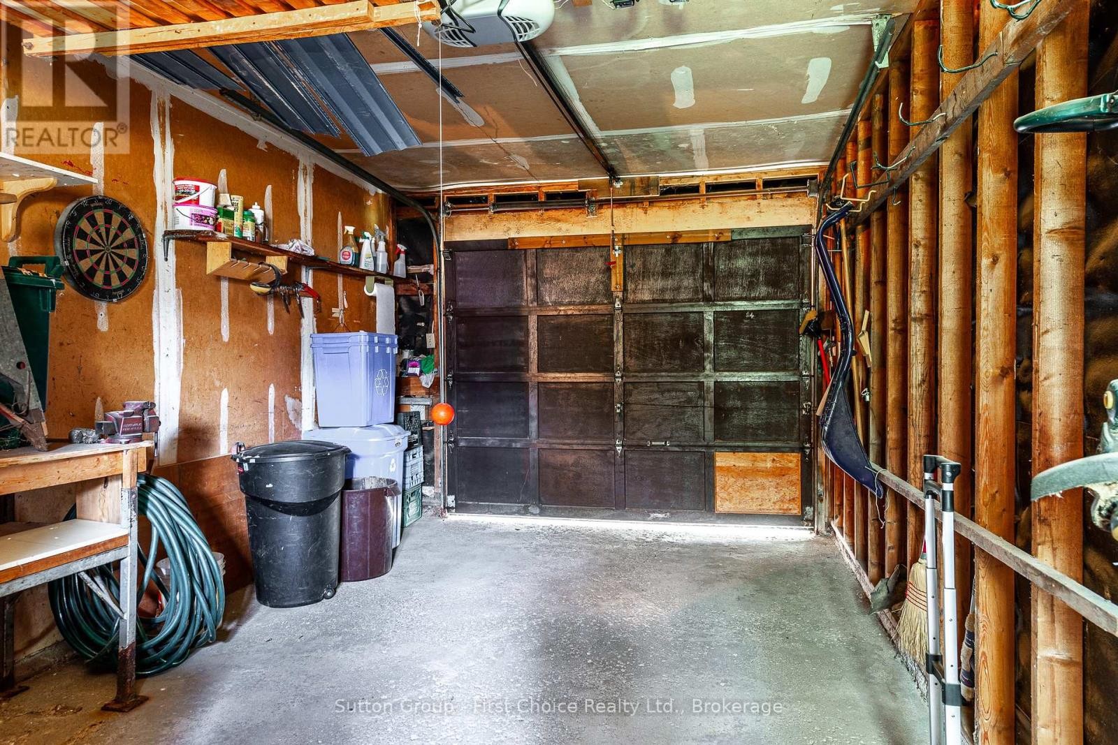 












142 KENNER CRESCENT

,
Stratford,




Ontario
N5A7H2

