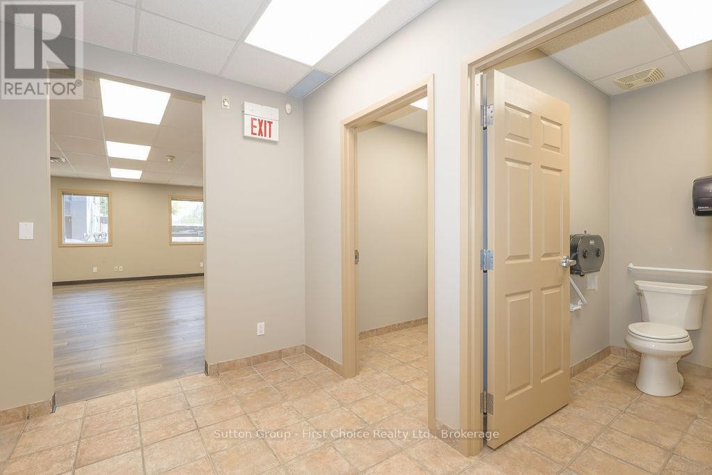 












154 DOWNIE STREET

,
Stratford,




Ontario
N5A1X1

