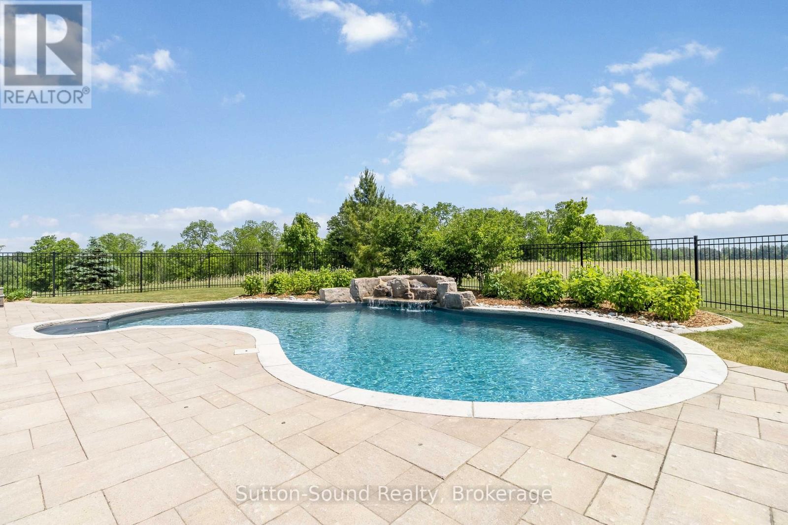 












407 MCBAY ROAD

,
Brant (Brantford Twp),




Ontario
N3T5L4

