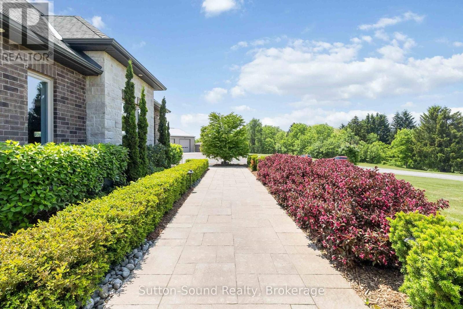 












407 MCBAY ROAD

,
Brant (Brantford Twp),




Ontario
N3T5L4


