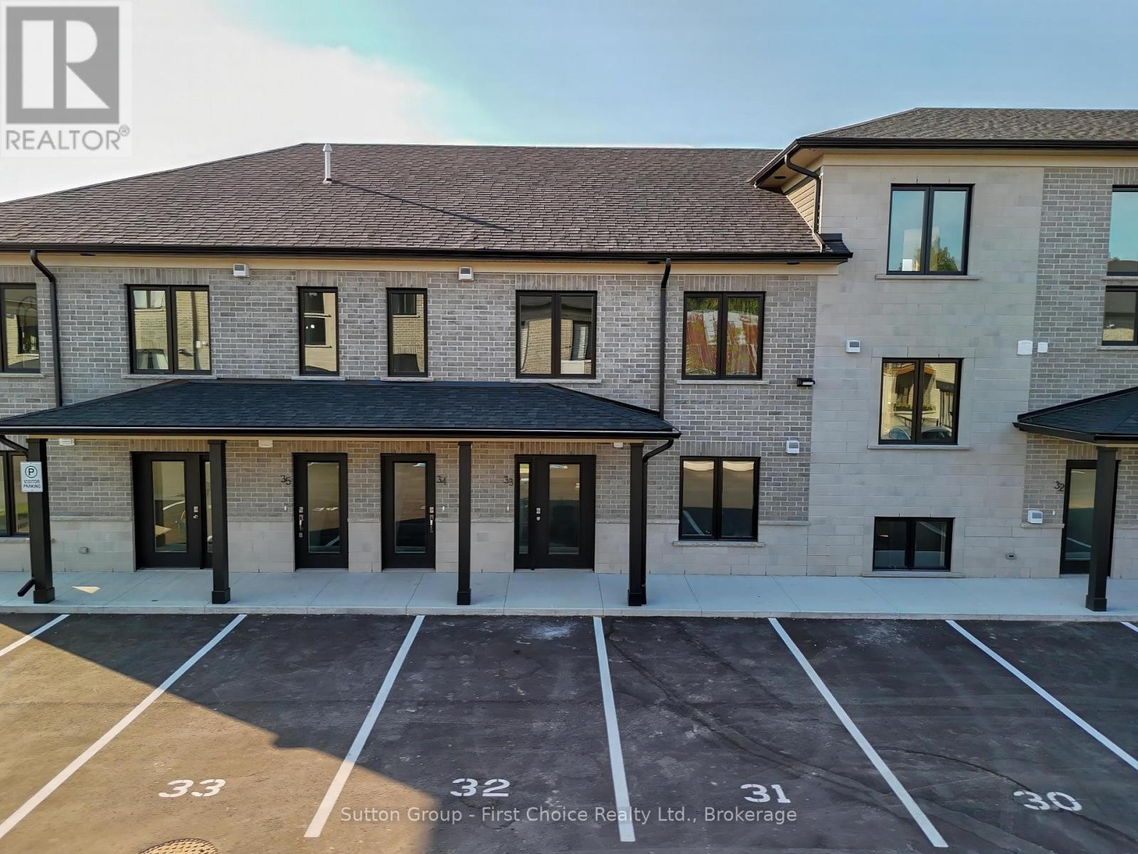 












UNIT 37 - 3202 VIVIAN LINE

,
Stratford,




Ontario
N5A0K6

