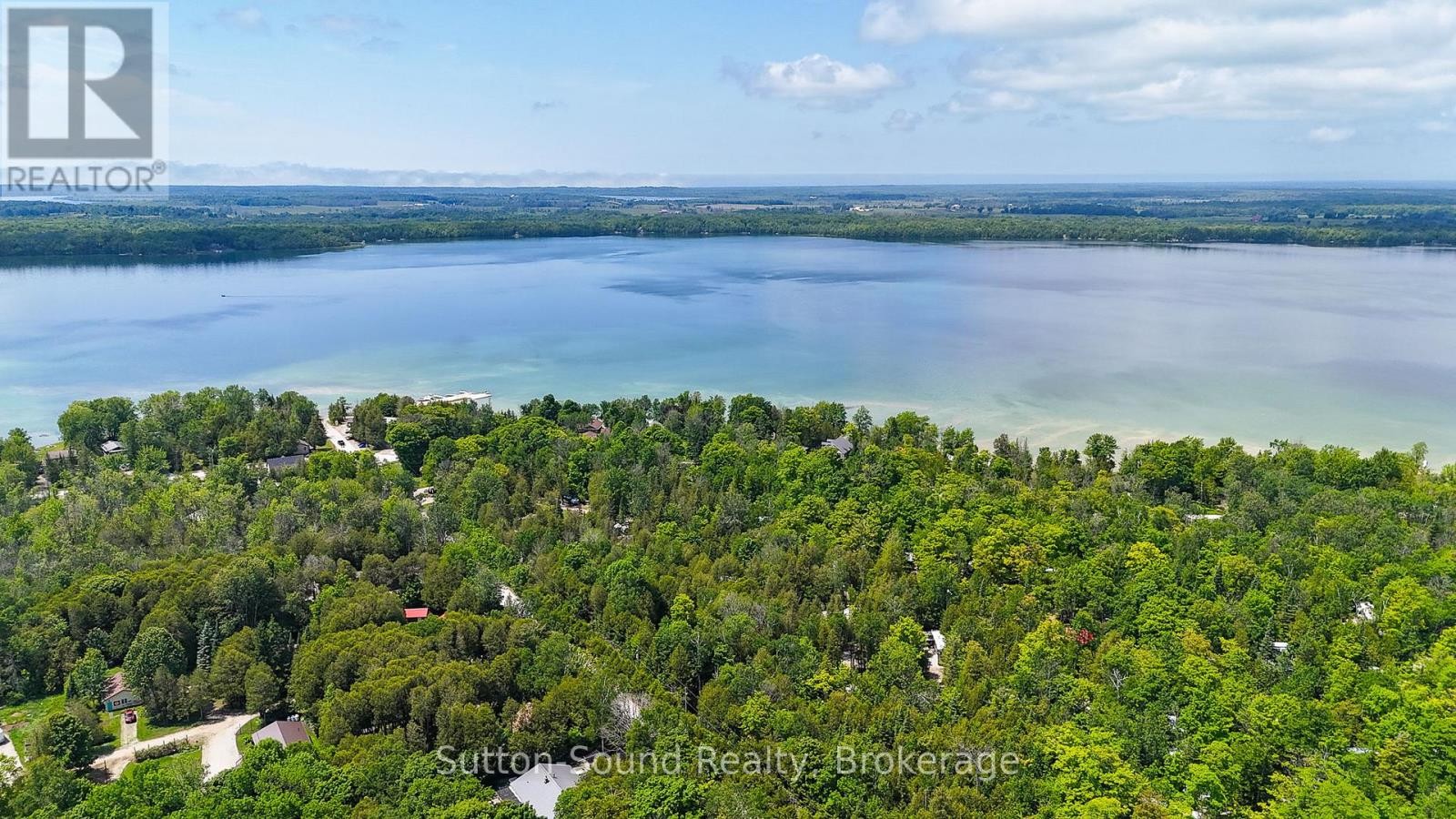 












442 BERFORD LAKE ROAD

,
South Bruce Peninsula,




Ontario
N0H2T0


